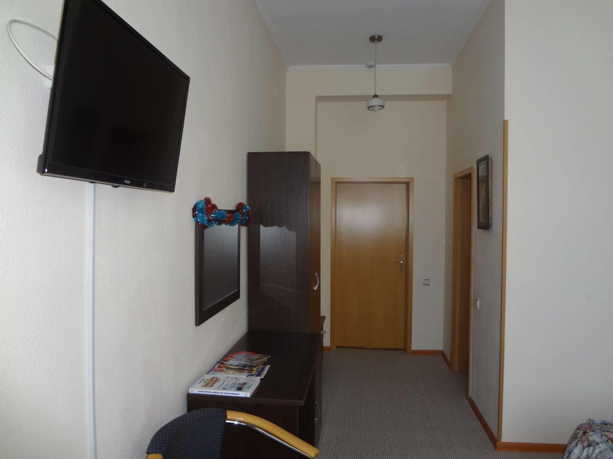 Belon Land Otel Astana Dış mekan fotoğraf